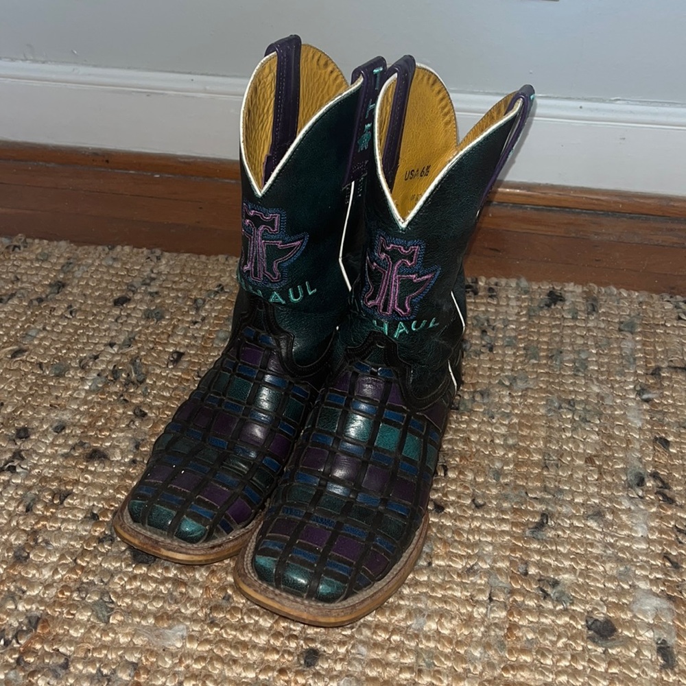 Tin Haul Cowgirl Boots